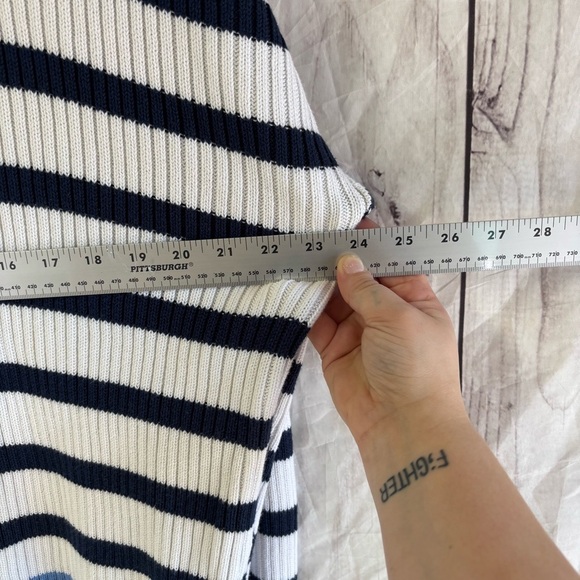 Vineyard Vines Ribbed Blue and White Striped Sweater Embroidered details Medium - Picture 4 of 7